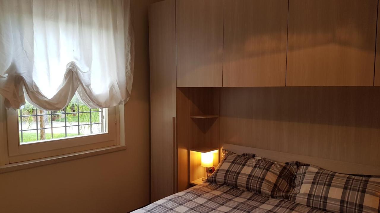 Asso Bed & Breakfast Manerba del Garda Extérieur photo
