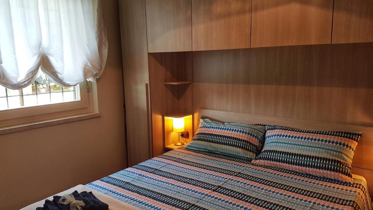 Asso Bed & Breakfast Manerba del Garda Extérieur photo