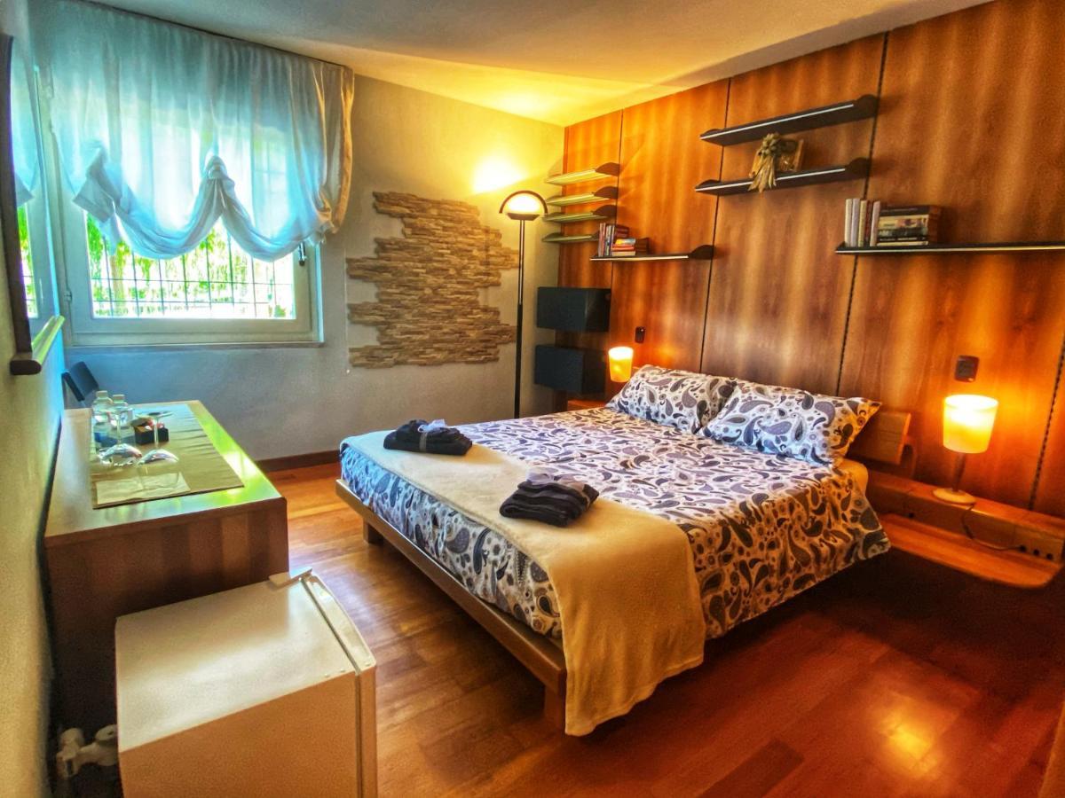 Asso Bed & Breakfast Manerba del Garda Extérieur photo