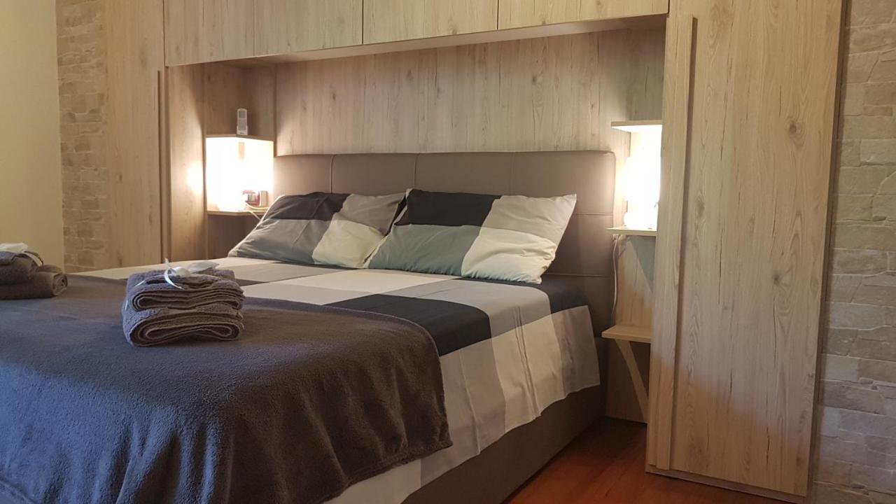 Asso Bed & Breakfast Manerba del Garda Extérieur photo